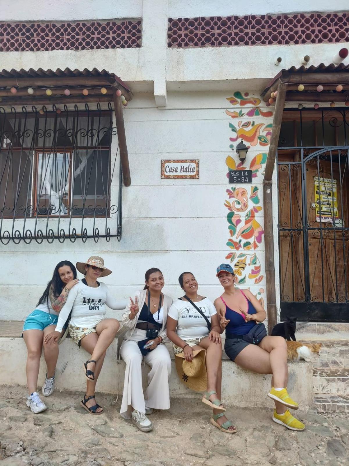Casa Italia Guest House Taganga Exterior photo