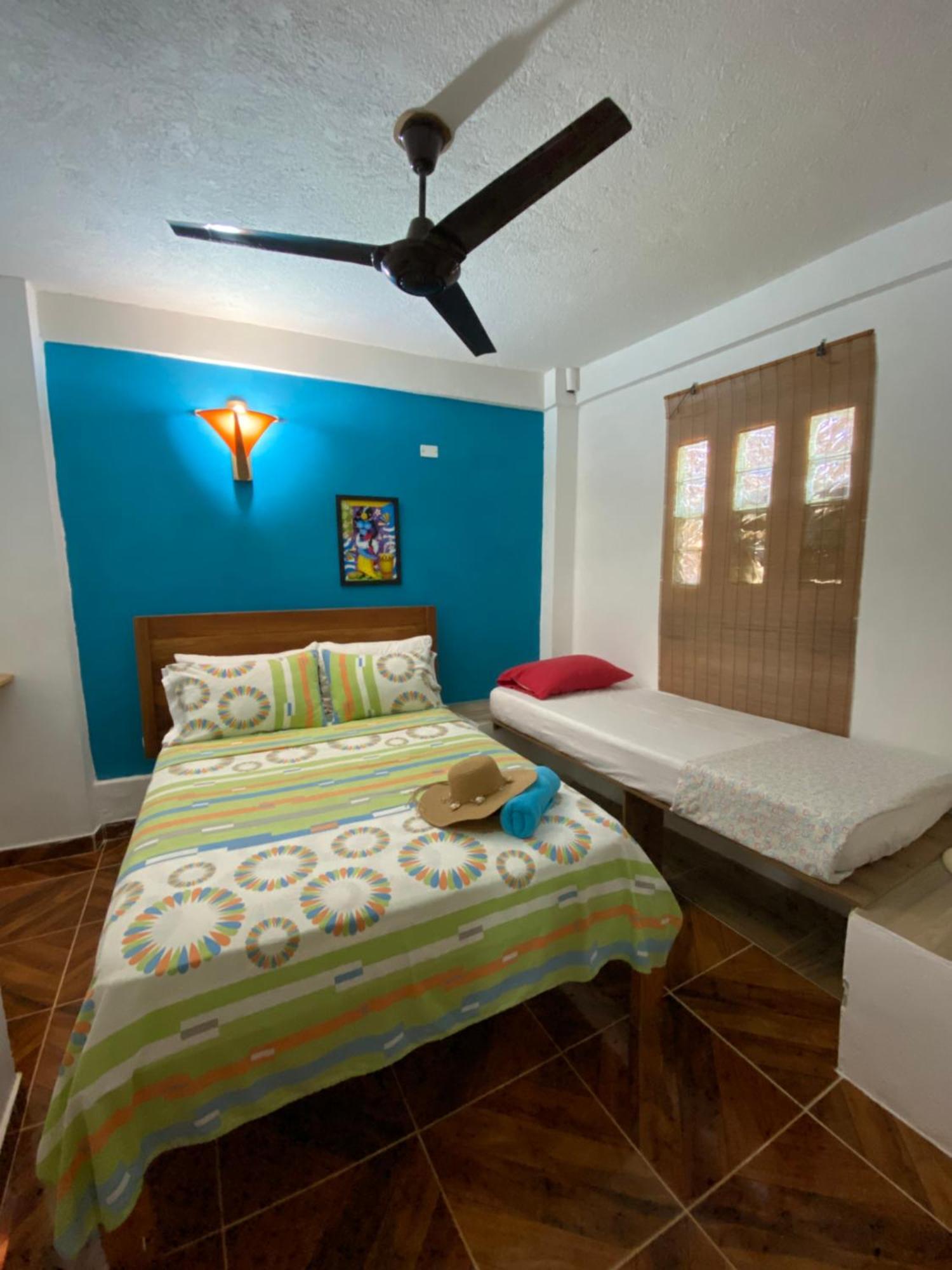 Casa Italia Guest House Taganga Exterior photo